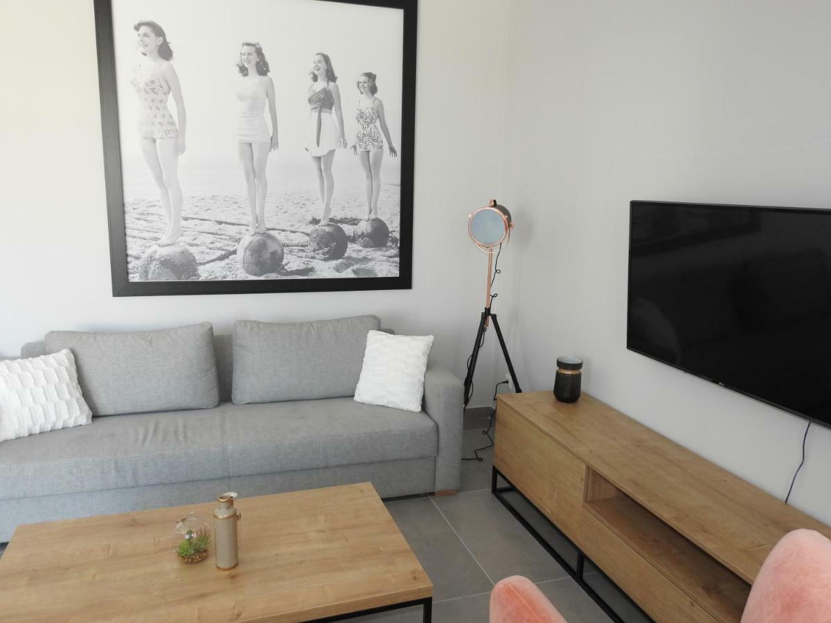 Luxury Apartments Magali 罗维尼 外观 照片