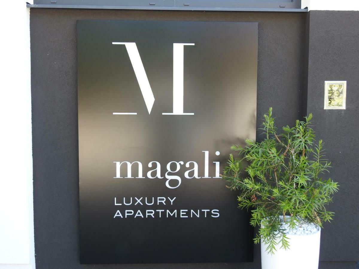 Luxury Apartments Magali 罗维尼 外观 照片