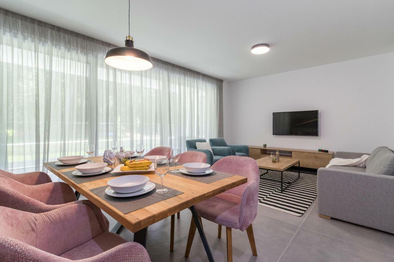 Luxury Apartments Magali 罗维尼 外观 照片