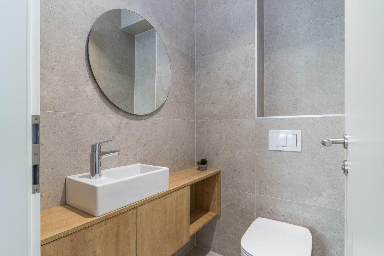 Luxury Apartments Magali 罗维尼 外观 照片